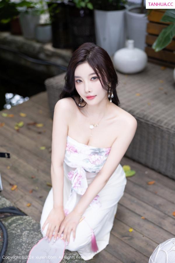 杨晨晨 sugar小甜心CC [XiuRen]高清写真图 2024.07.26 No.8926 杨晨晨Yome 丝袜美腿第22张图片